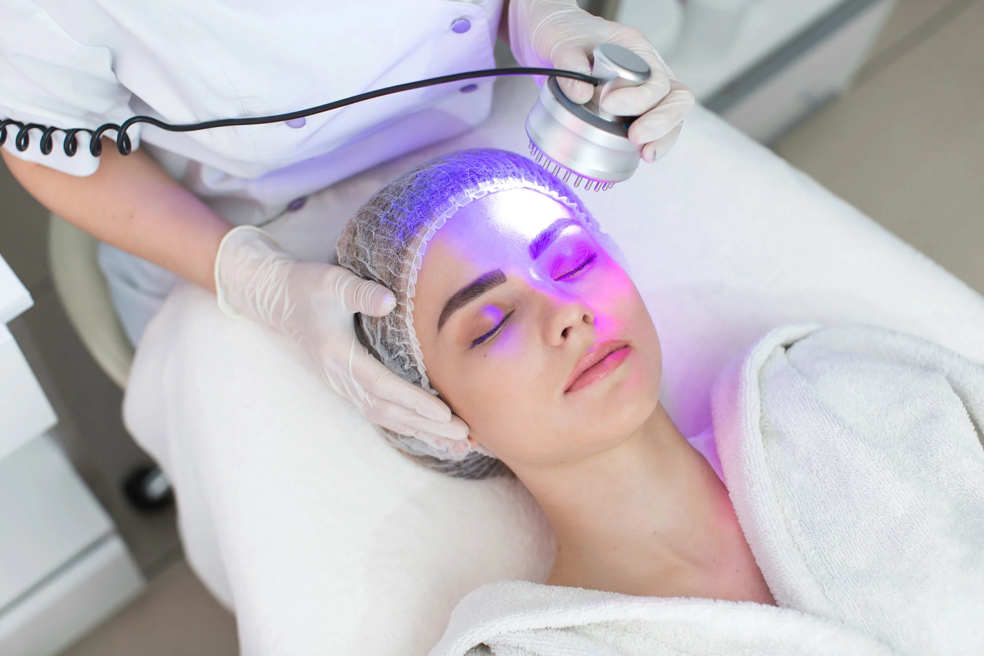 How Laser Therapy Helps Remove Dark Spots and Improve Skin Texture