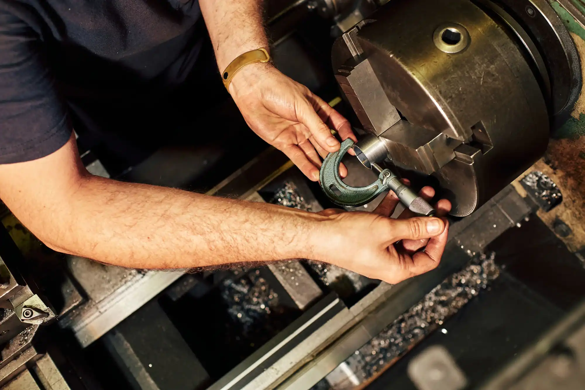 Can a Locksmith Program Smart Keys and Modern Key Fobs Easily Today?