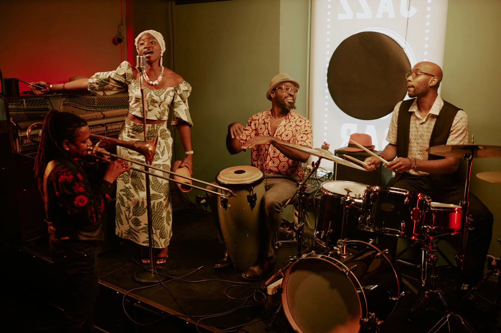 The Best New Indie Bands to Add to Your Playlist in 2025