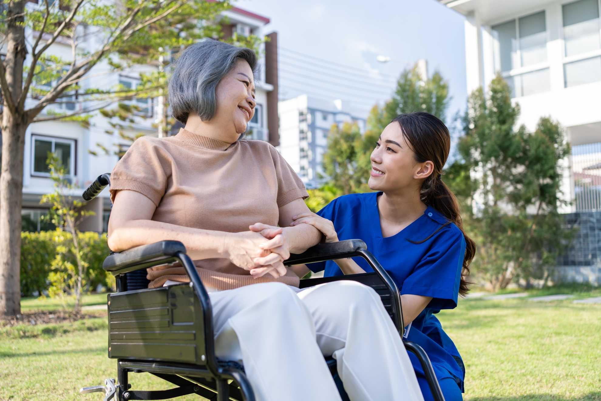 How to Start Planning for Elder Care with Your Family the Right Way
